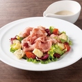 料理メニュー写真&nbsp;ローストポークのシーザーサラダ　＜レギュラー＞