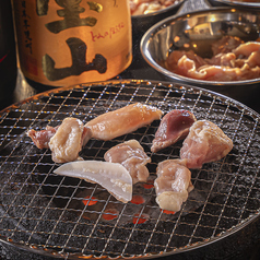 秘伝のタレが決め手！ジューシーな鶏焼肉