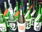 日本酒マニアも雑誌でしか見たことがないような、垂涎ものの幻酒も多数品揃え！