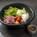 料理メニュー写真&nbsp;季節のお野菜５種類のバーニャサラダ　たまり醤油ソース
