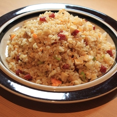 馬いガーリックチャーハン