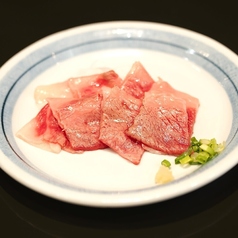 広島名物 炙りコウネ刺し