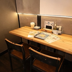 オシャレなカウンター席もご用意しております♪《京橋　宴会　女子会　記念日　ピザ　食べ放題　飲み放題》