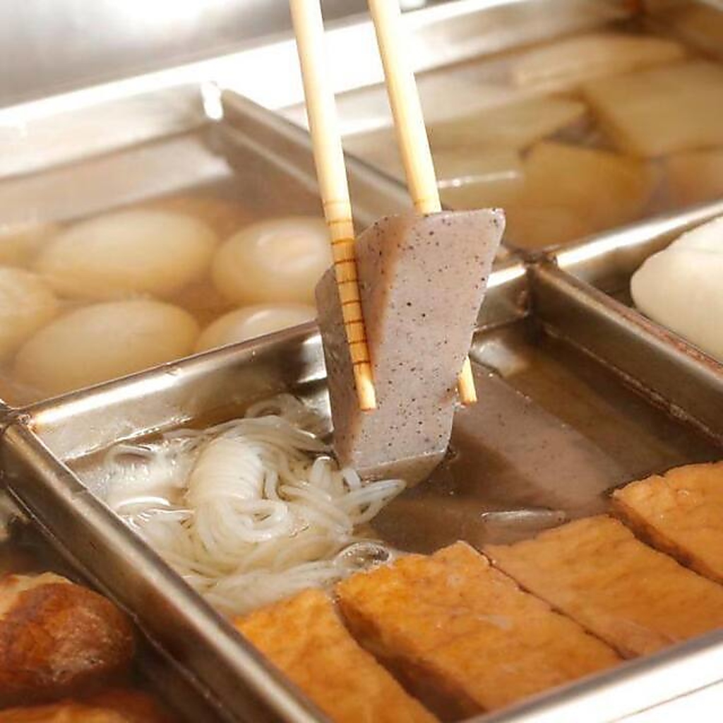 丁寧にとった出汁がしみ込んだ、おでん。大根や玉子が絶品で、心温まる味わいです！