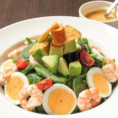小海老とアボカドのサラダ