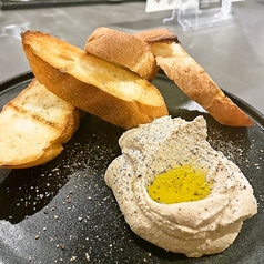 国産白レバーのパテ/バゲット