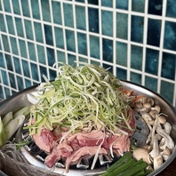 豪華なメインメニューを多彩にご用意しています。