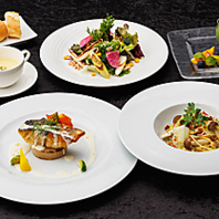 ジャズが響く土曜日だけの特別な夜をお楽しみください◎