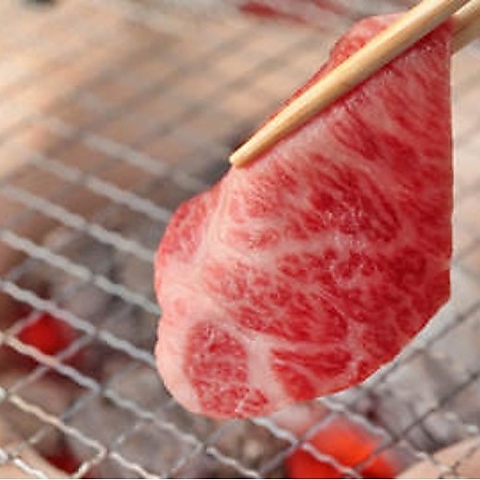 『最高級岩手切炭』と『能登七輪』で焼く極上のお肉は絶品！神楽坂の隠れ家焼肉店