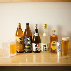 泡盛から洋酒まで多彩な一杯を揃えております