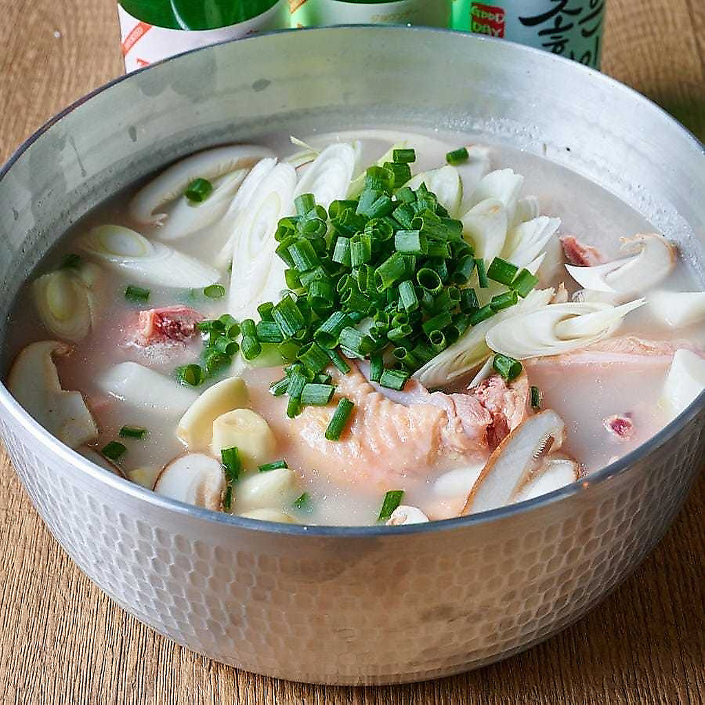 【新宿西口徒歩3分】人気のサムギョプサル食べ放題&本格韓国料理の店「韓家」