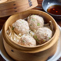 地鶏を味わい尽くす！創作料理の数々をご賞味あれ