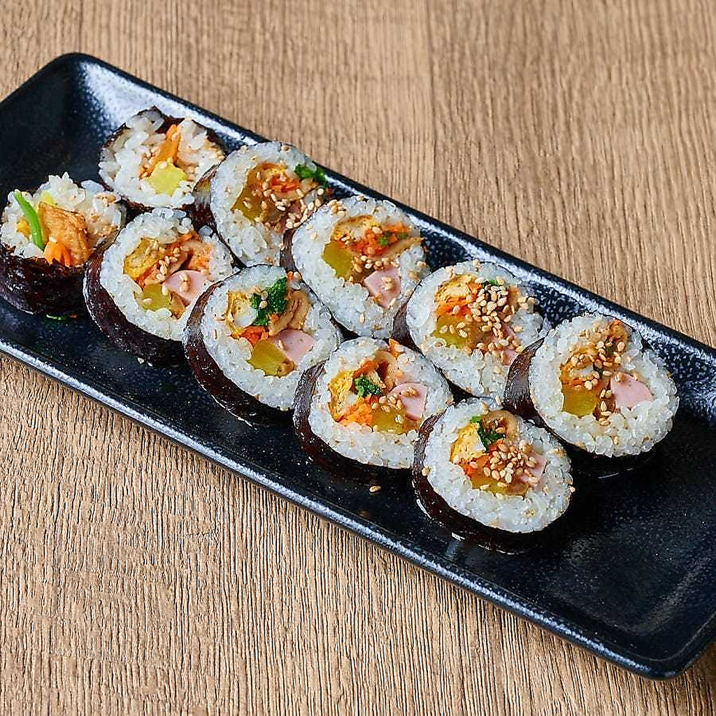 【新宿西口徒歩3分】人気のサムギョプサル食べ放題&本格韓国料理の店「韓家」