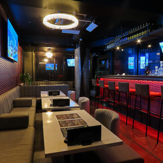 【10名様～最大25名様で貸切！全日全時間帯可能】最低10名様よりご利用いただけます！忘年会や新年会はもちろん、結婚式の二次会や飲み会の二次会、普段のカラオケ利用としてもぴったり！