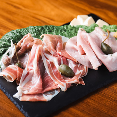 9 STANDARDのおすすめ料理2