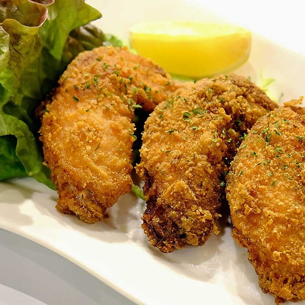 横須賀中央駅に構えるグリル＆バー★飲み放題＆食べ放題が楽しめる♪