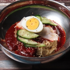 自家製ソースのビビン冷麺