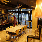 LF CAFE エルエフカフェ 虎ノ門ヒルズ駅の雰囲気2