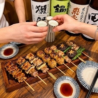 炭火香る絶品焼き鳥と厳選日本酒で今宵は最高の乾杯を！