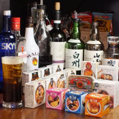 船橋で常備100種類の缶詰をお酒と共に楽しめます。