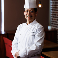 40年の技が生む一皿。高山シェフ監修