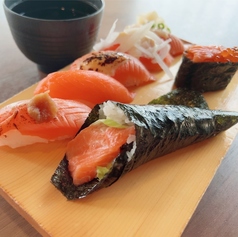 サーモンづくしランチ
