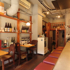 少し隠れ家のような雰囲気のロフト座敷席。ゆったりくつろぎながら食事やお酒を楽しめます。※階段が急なため、上り下りの際はご注意ください