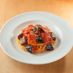 モルトの王道！ぶつ切りナスと厚切りベーコン