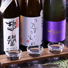 日本酒の3種飲み比べが1200円からお愉しみいただけます