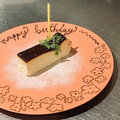 自家製バスクチーズケーキ
