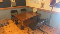 テーブル4名様×1