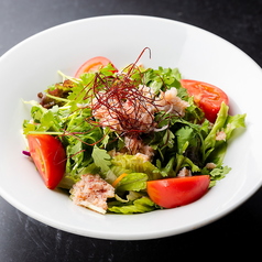 蟹とパクチーのエスニック風サラダ