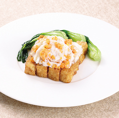 揚げ豆腐の蟹肉あんかけ