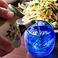 沖縄を代表する工芸品のひとつである琉球ガラス。独特の色彩とデザインは南国沖縄を象徴する産品となっています。ぽってりと厚みのある形は、泡盛をロックや水割りで飲むときにおすすめです♪当店では全100種もの泡盛を取り揃えております♪