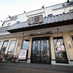 近鉄五位堂駅からすぐ。駐車場もあります