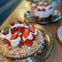 いちごやcafe TANNAL タンナル 福岡大名店の特集写真