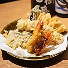 天ぷら盛合せ(海老、ちくわ、えのき、茄子)