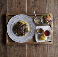 ミートソースの食べ方を再定義します。