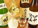広島を代表する酒蔵より厳選して地酒を取り揃え