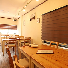 ゆったりとしたテーブル席♪