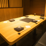 総座席数80席。テーブル、完全個室を大小様々ご用意しております。色々なシーンでご利用いただけます