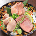 料理メニュー写真&nbsp;肉刺し3種盛合せ