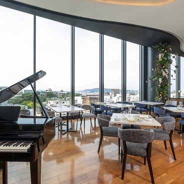 THE MOMENT ザ モーメントの雰囲気1