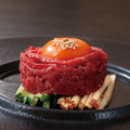 料理メニュー写真&nbsp;【名物】和牛ユッケ ～和たまご添え～