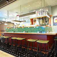 ふらりとお一人で、デートにもぴったりなカウンター