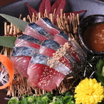 博多名物　ごまさば、ごまかんぱちも大人気！ GOTOKUでは当日仕入れた魚は当日使い切るモットー。