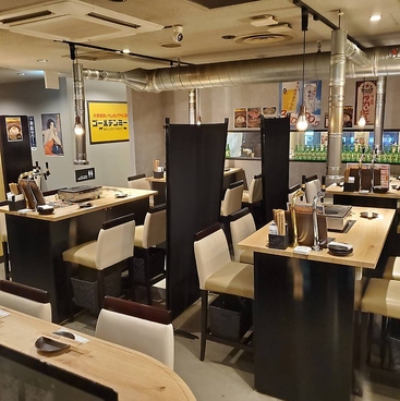 サムギョプサル酒場 ゴールデンミートの雰囲気1