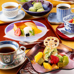 ■春限定！『あまおう苺パフェ』が人気です！の写真