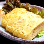 まずはだし巻！ふっくらアツアツのたまご…幸せな一口！