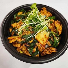 豚キムチ丼